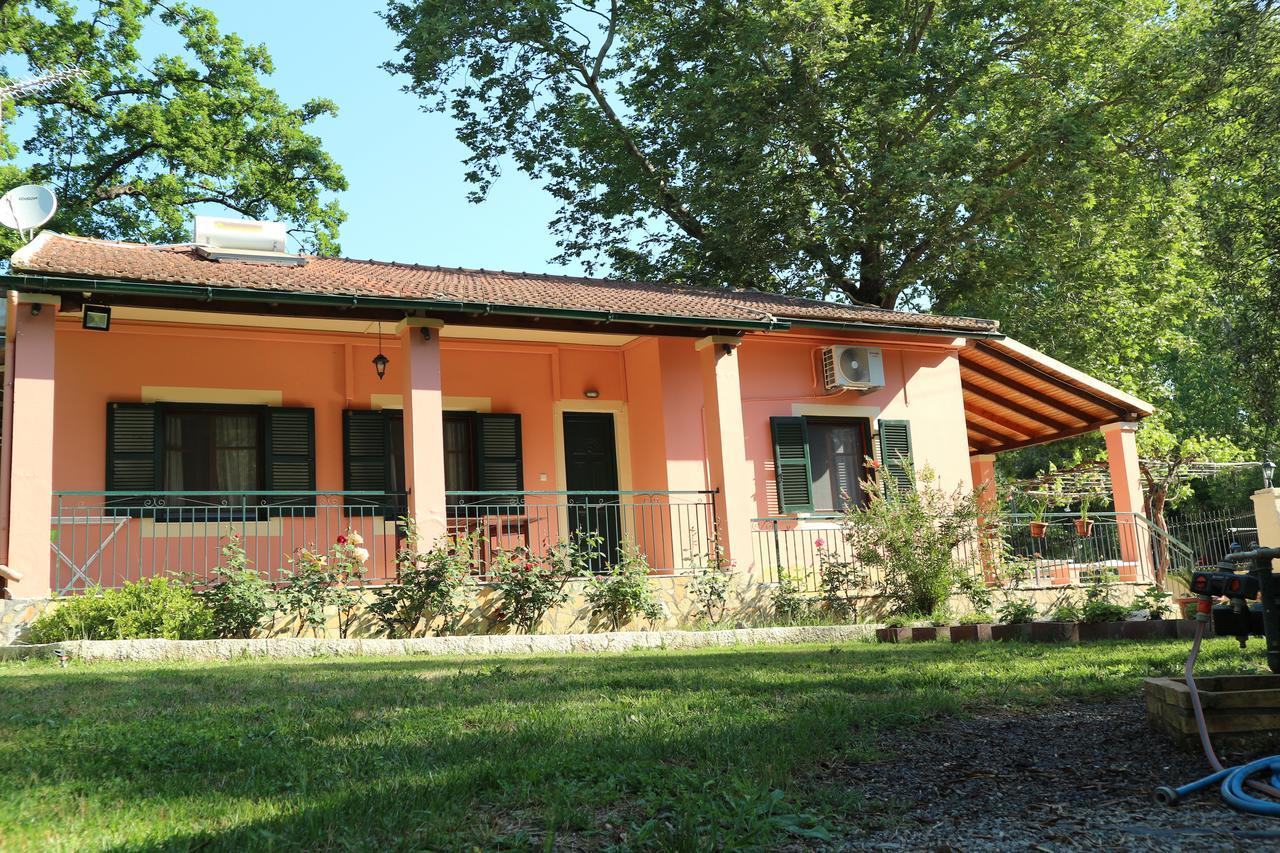 Villa Magia Ypsos Exterior photo